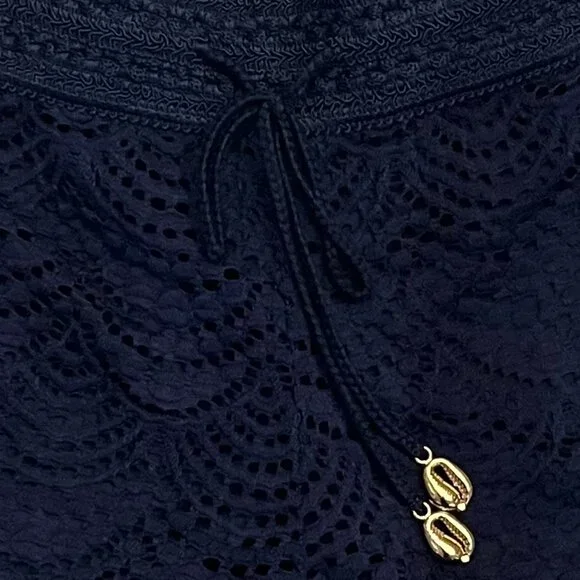 Lily Pulitzer Women's Claudette Scalloped Shell Lace Shorts-Navy Size XL - Picture 2 of 6